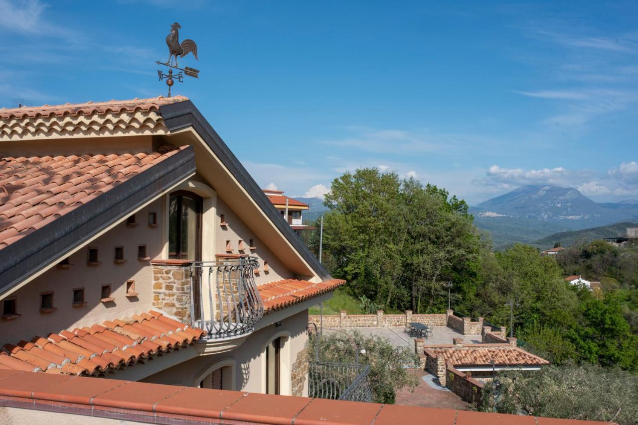 La Ginestra Hotel Castel San Lorenzo Bagian luar foto