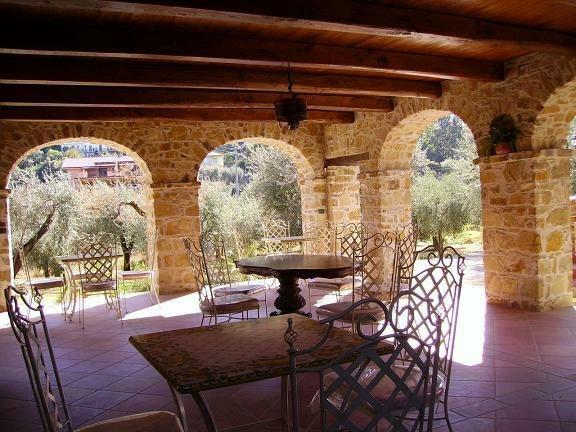 La Ginestra Hotel Castel San Lorenzo Bagian luar foto